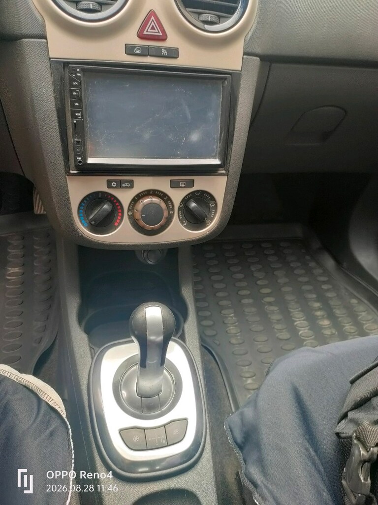 Opel Corsa otomatik dizel 2008 - 6