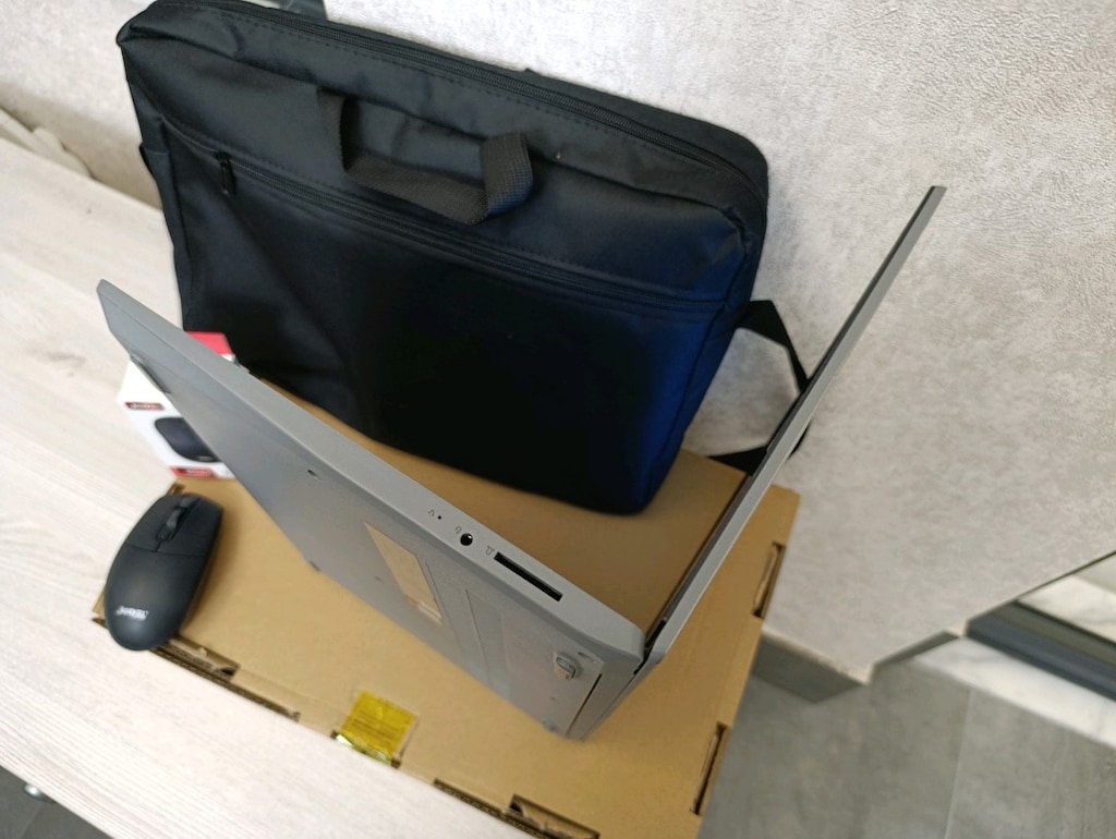 Temiz Lenovo Ideapad S145 - Çantalı ve Kablosuz Mouse Hediyeli - 2