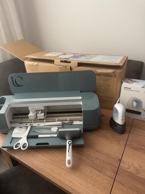 Cricut maker 4