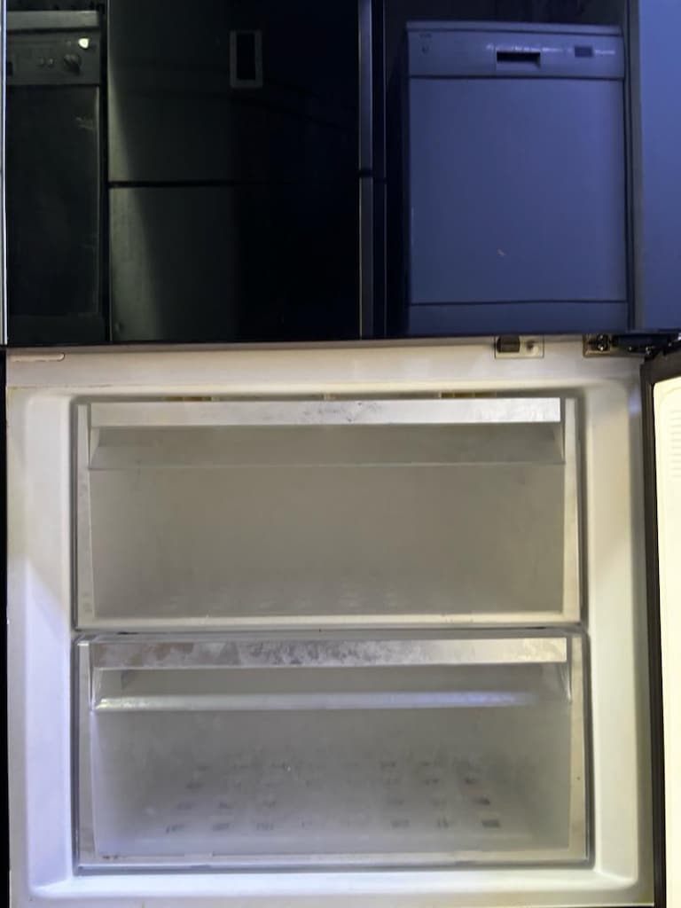 Arçelik Siyah Cam 550 L Kombi - Nakliye ve Kurulum Ücretsiz - 3