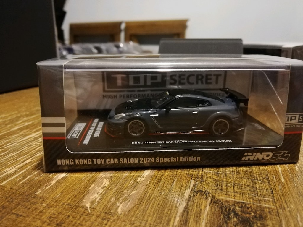 Nissan Gtr r35 top secret - 2