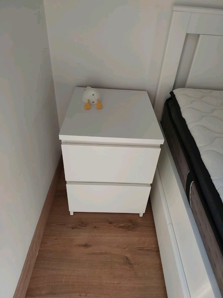 Ikea Komodin 4 Çekmeceli Baza ve Başlık - 2