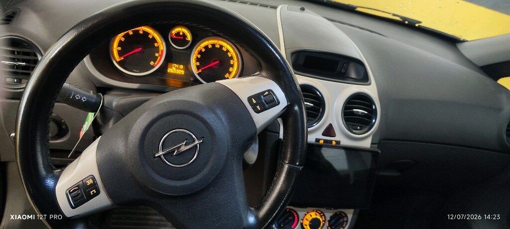 sahibinden 1.4 enjoy Corsa yeni kasa - 9