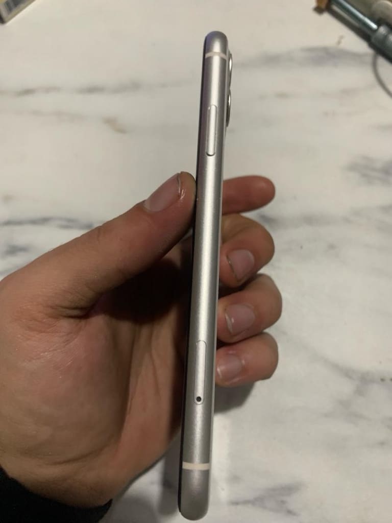 YURTDIŞI iPhone 11 64GB TR DE HAT TAKILMADI 8 AY AÇIK PİL 73 - 2