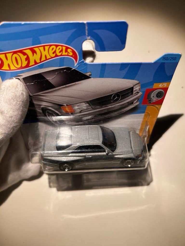 Hot Wheels Mercedes 560 SEC AMG - 4
