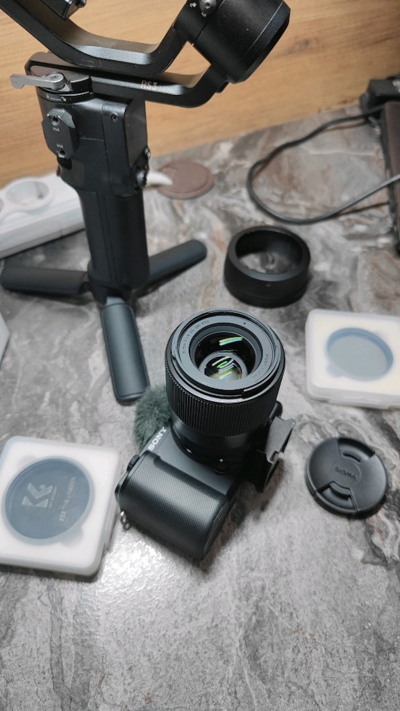Sony Zv E10 + Sigma 30mm F1.4+ Sony 16-50mm Lens+ Rs 3 mini taşıma çnt - 5