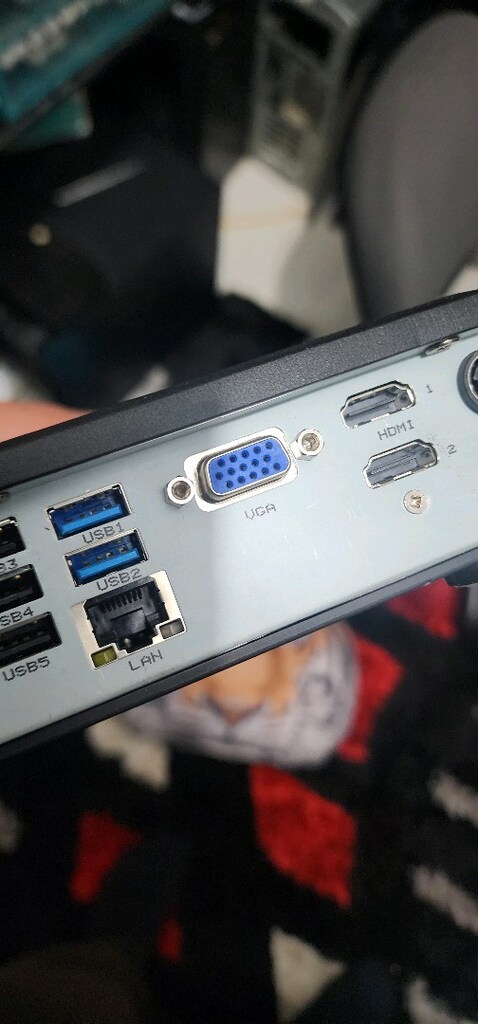 Mini bilgisayar kasası ssdli 8gb ram - 9