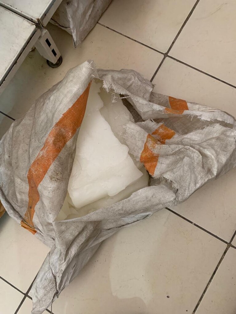 80 kiloya yakın mum malzemesi - 2