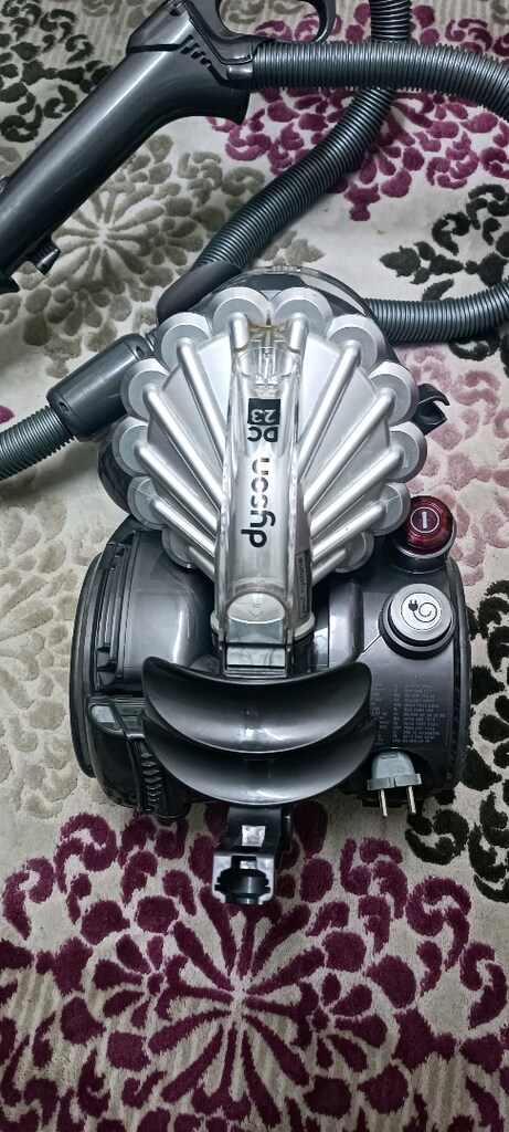 DYSON SÜPÜRGE - 2