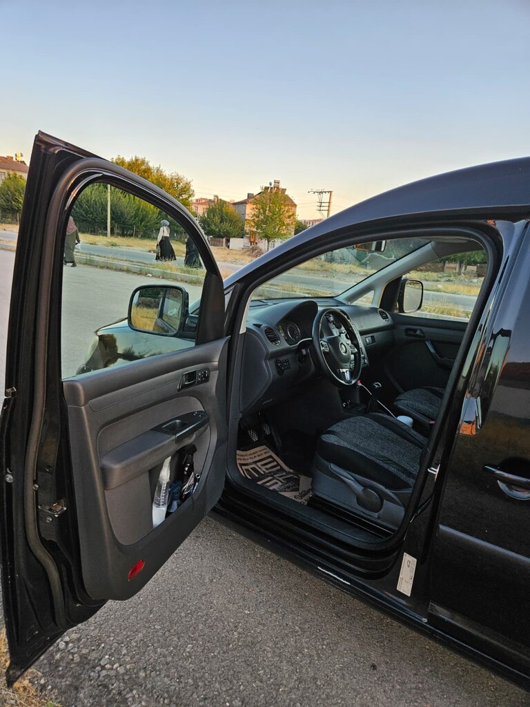 2011 model 1.6 tdi trendline 182 binde - 11