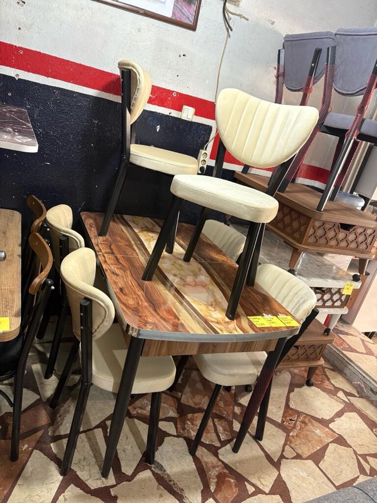 sıfır ürün kaliteli , açılabilir yemek masası takımı - 2
