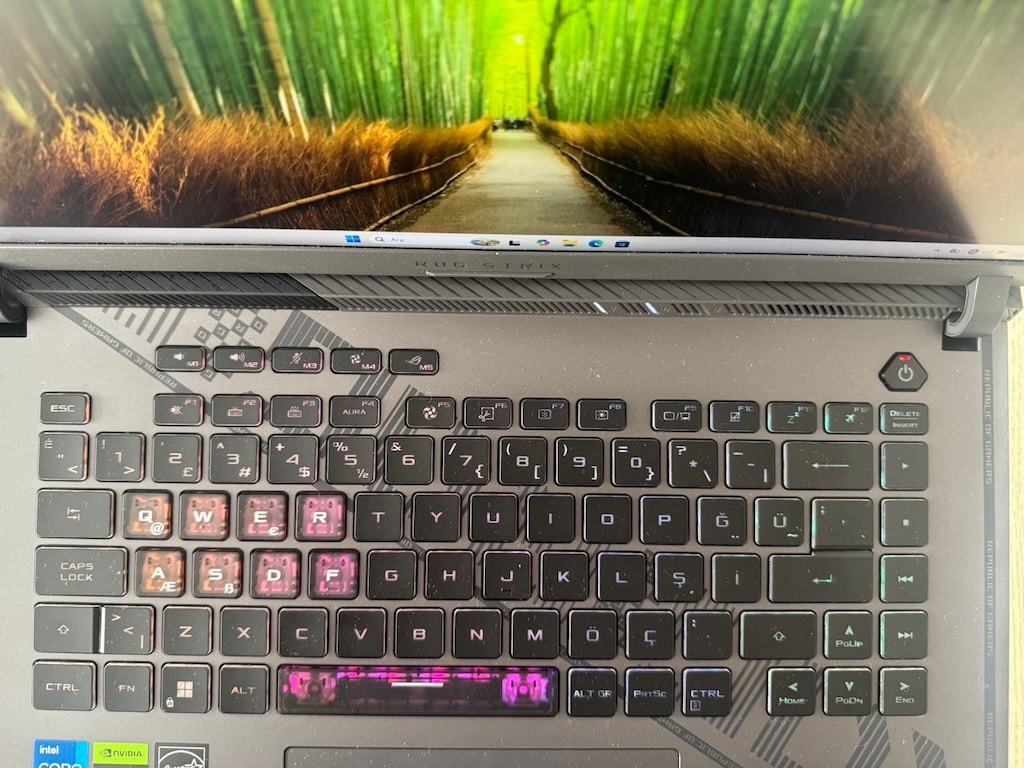 ASUS ROG *İ7 13650HX İŞLEMCİ *16 GB RAM *512 GB SSD *RTX 4060 8 GB E.K - 5