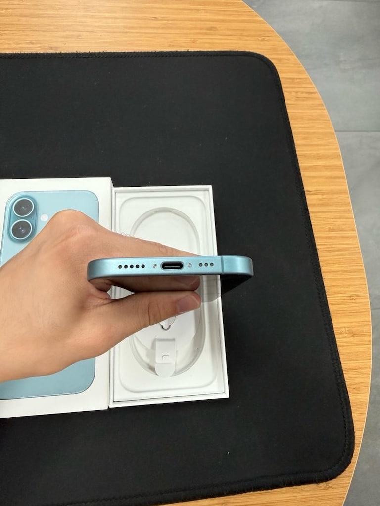 İphone 16 128 Gb Teal Temiz - 5
