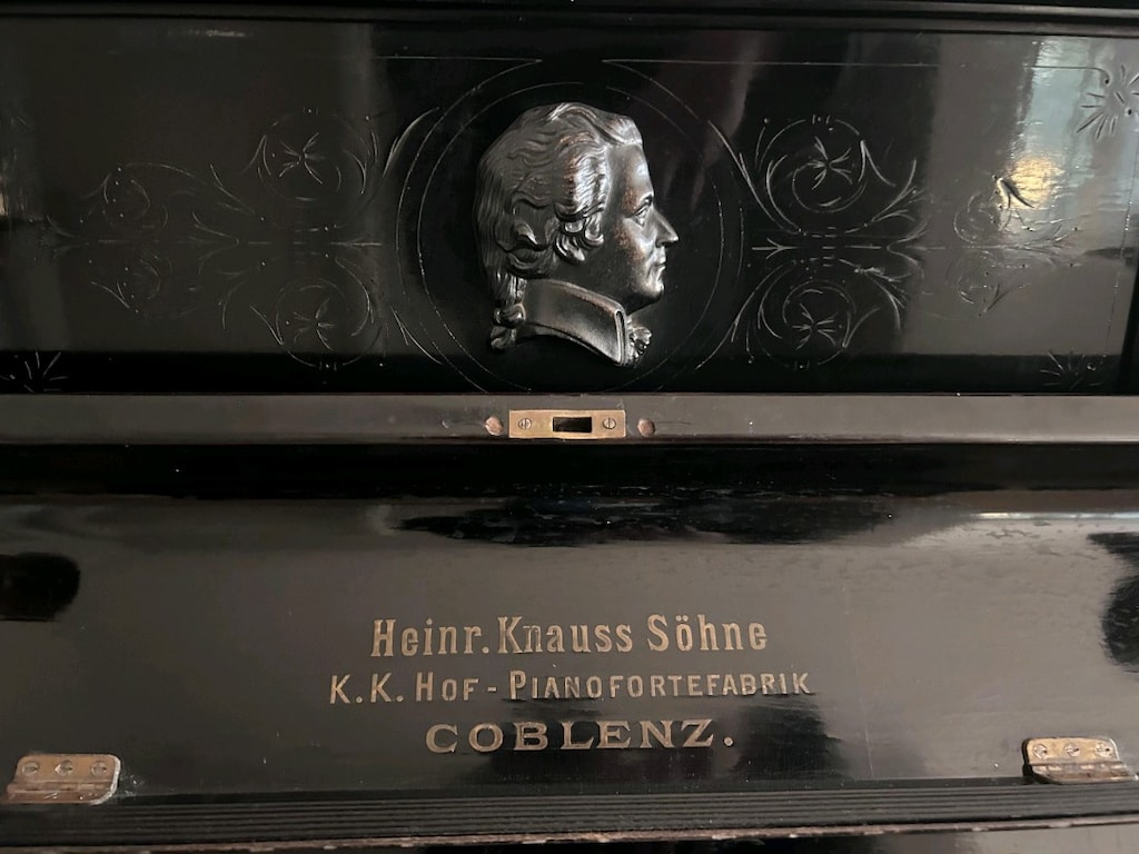 Antika Alman Piyanosu – Heinr. Knauss Söhne Coblenz – Orijinal Şamdanl - 8