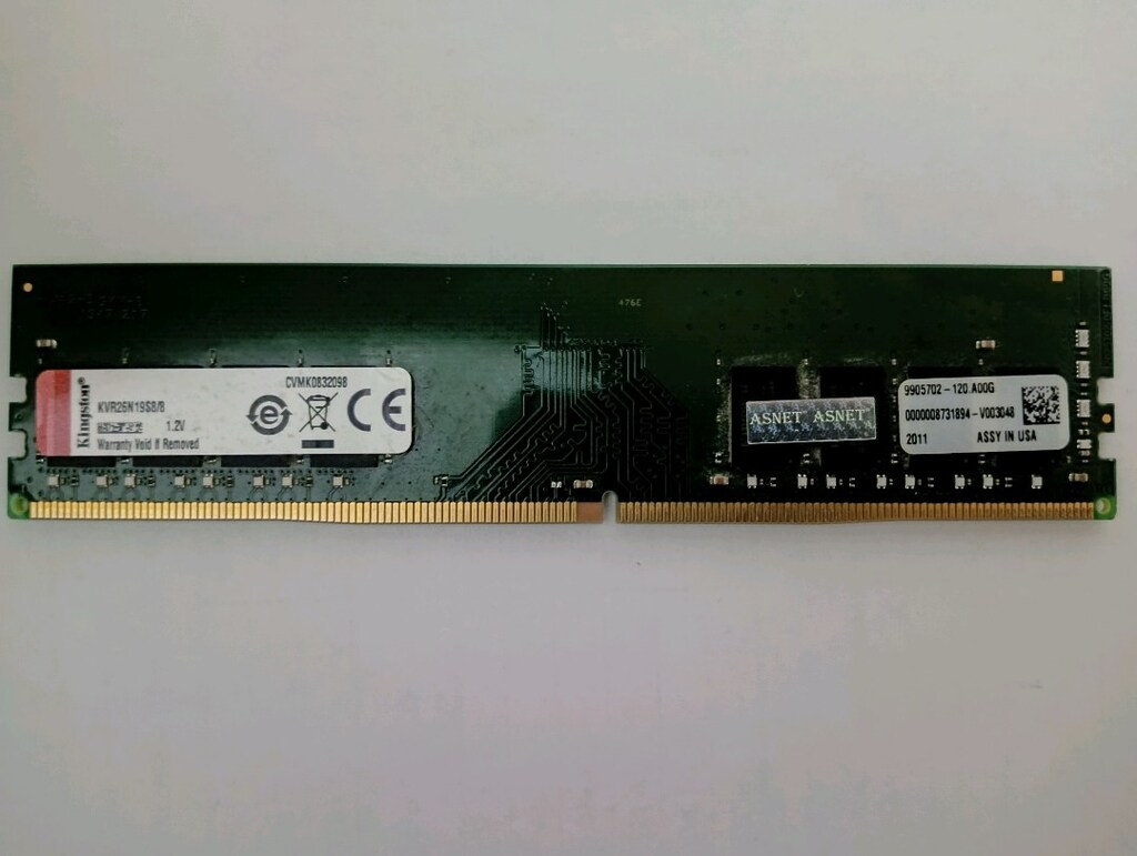 G.Skill 8Gb + Kingston 8Gb DDR4 - 4
