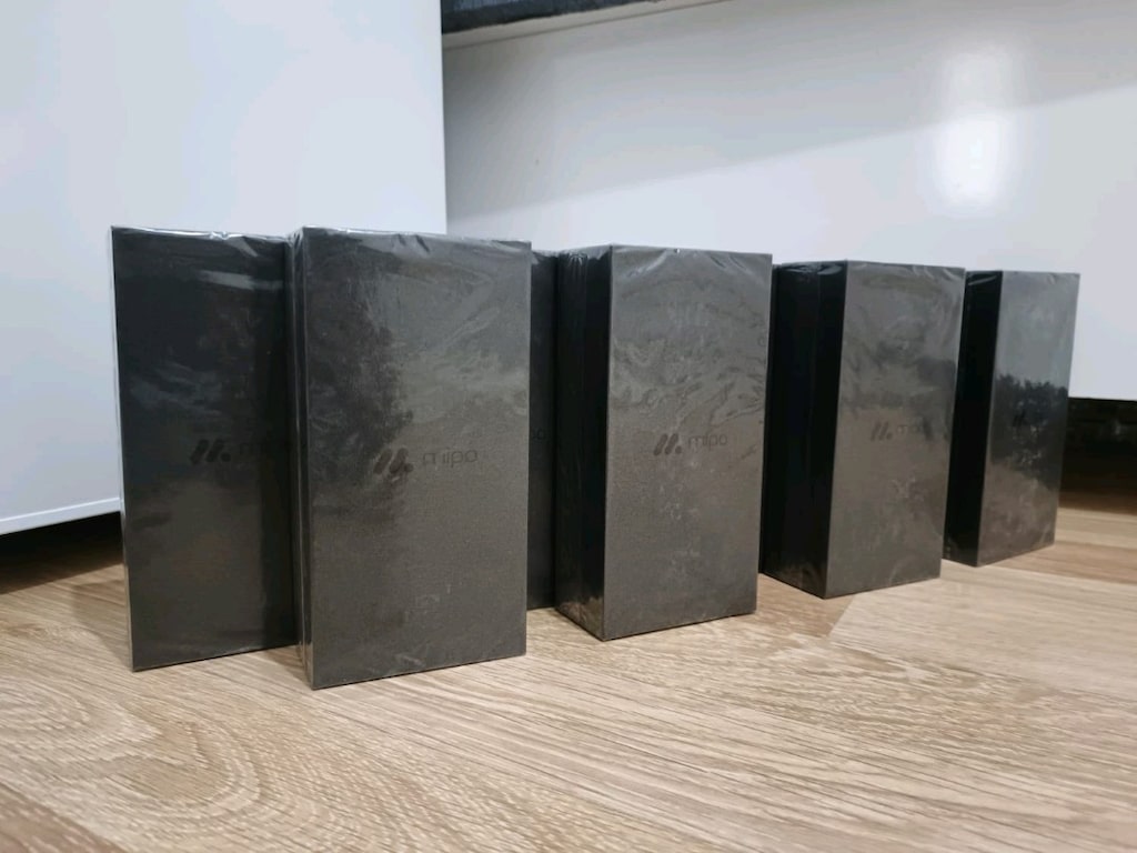 bugün ve yarın geçerli tek fiyat PAZARLIKSIZ sıfır cep telefonu 8/256