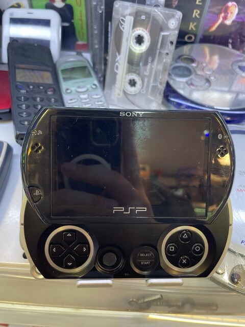 psp go oyun yüklü