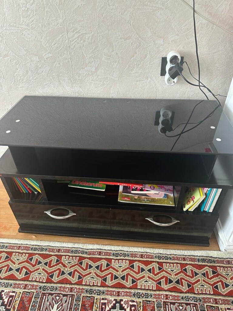 TELEVİZYON ÜNİTESİ TEKLİFE AÇIK BİRİNİN İŞİNE YARASIN - 2