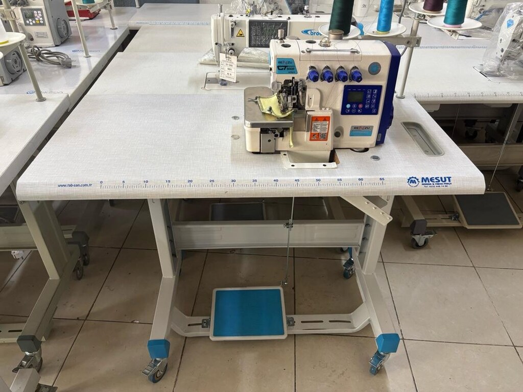Renzu 4 iplik elektrikli iplik kesmeli overlok makinası - 4