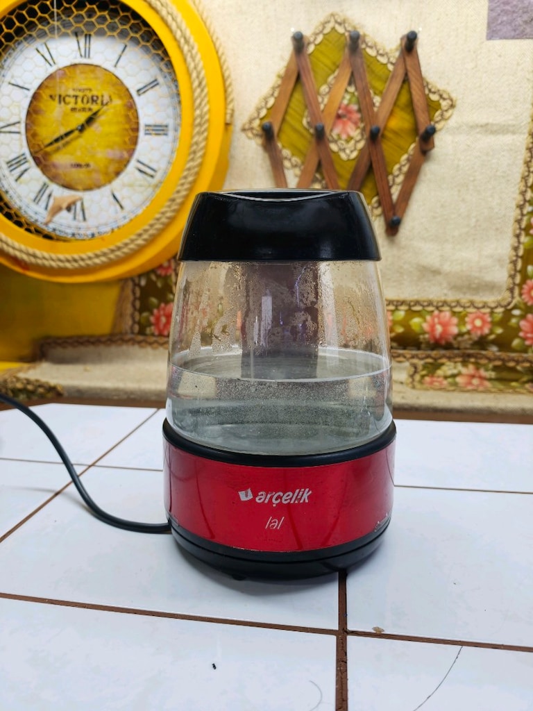 Arçelik Lal 8025 Çay Makinesi Su Haznesi satılık. alt tablası ve demli - 3