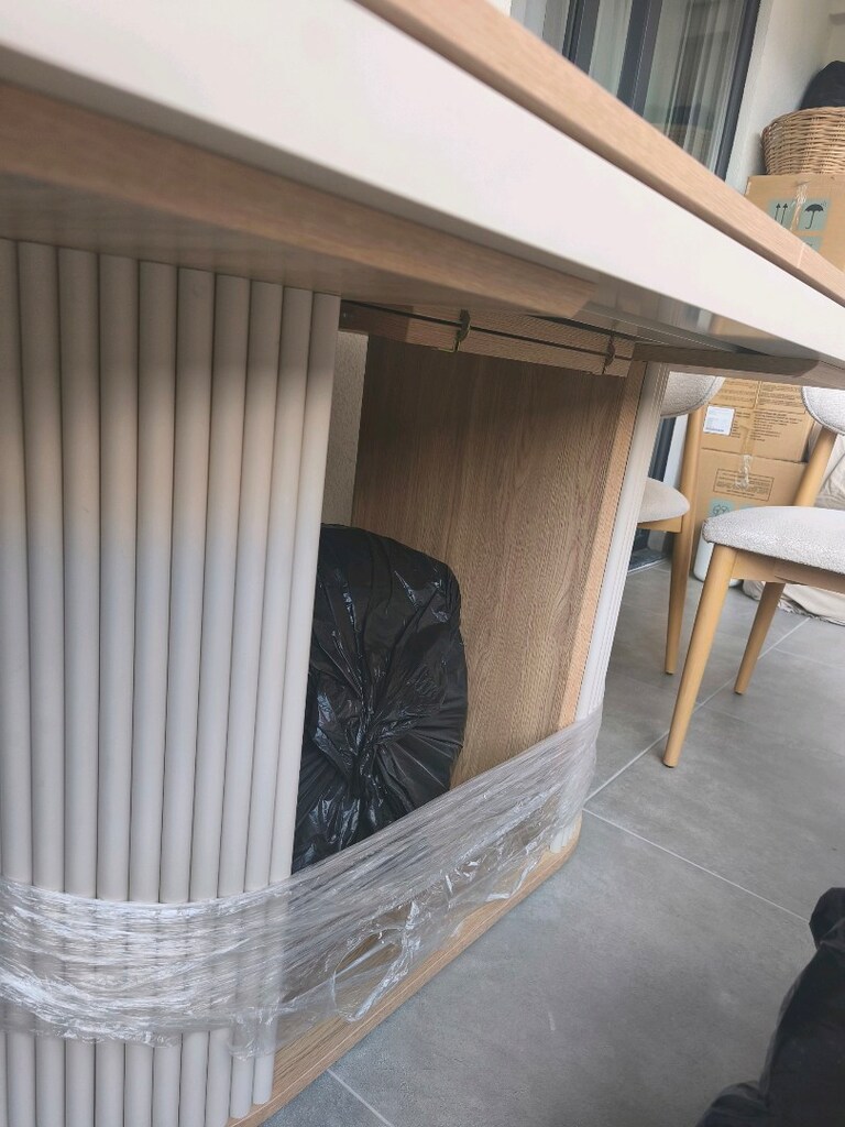 Modern Ahşap Desenli Açılır Yemek Masası + 6 Adet Bukle Kumaş Sandalye - 6
