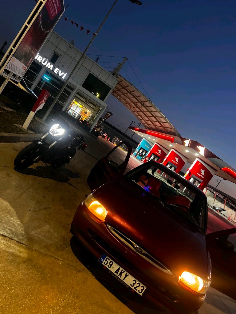Ford escort - 3