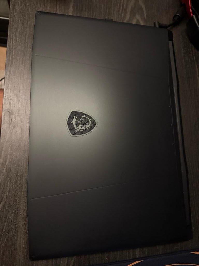 MSİ KATANA 17 HX B14W - 4