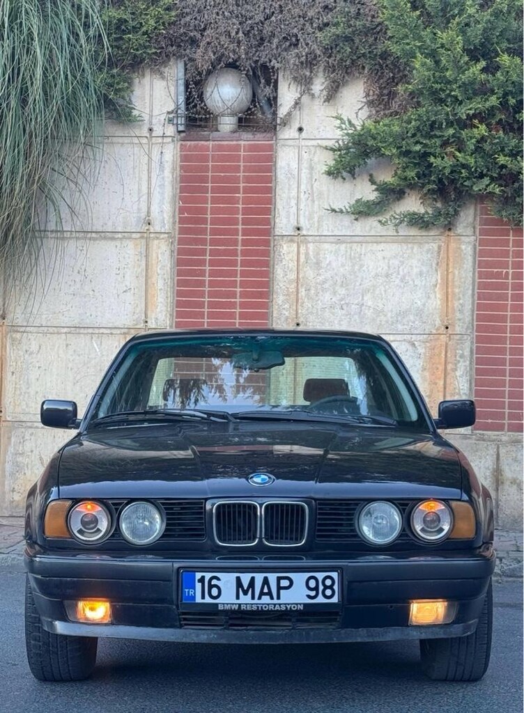 Acill !.. BMW E34 520i '93 DiamantSchwarz M50B20 Manuel Business - 7