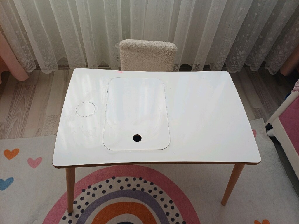 ÇOCUK OYUN MASASI VE PUF KOLTUKLU - 3