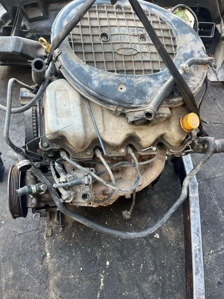Ford escort 1.6 8v motor - 4
