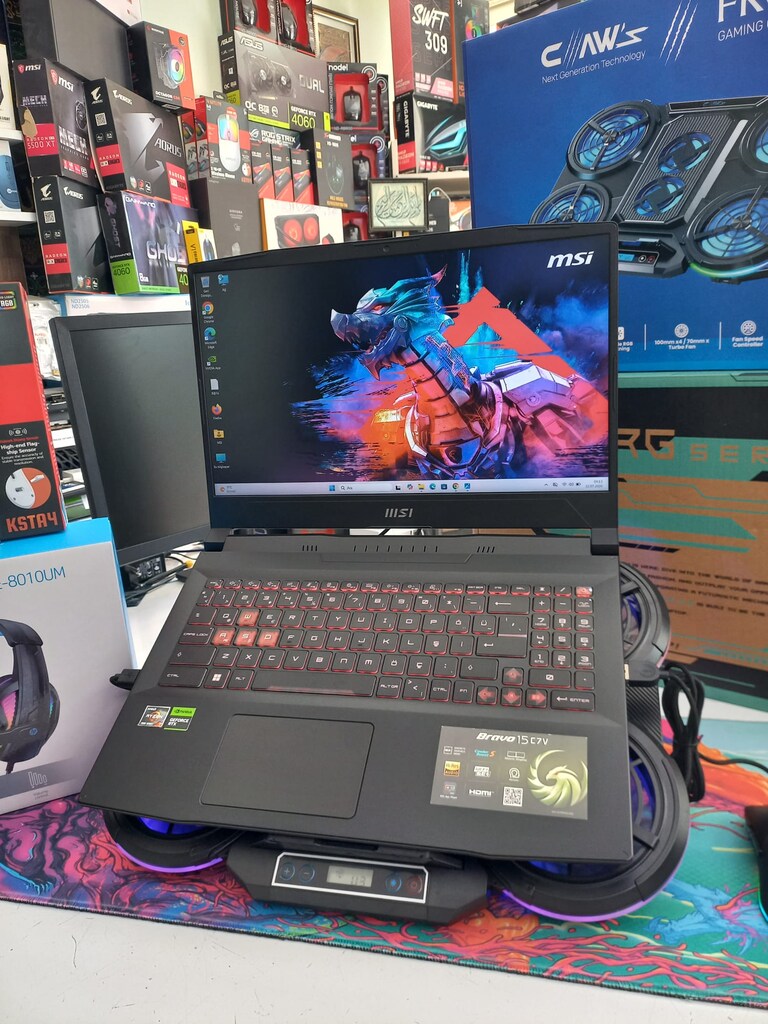 HATASIZ!!! MSİ BRAVO RYZEN 7 7535HS 16 GB RAM DDR5 RTX 4060 - 15
