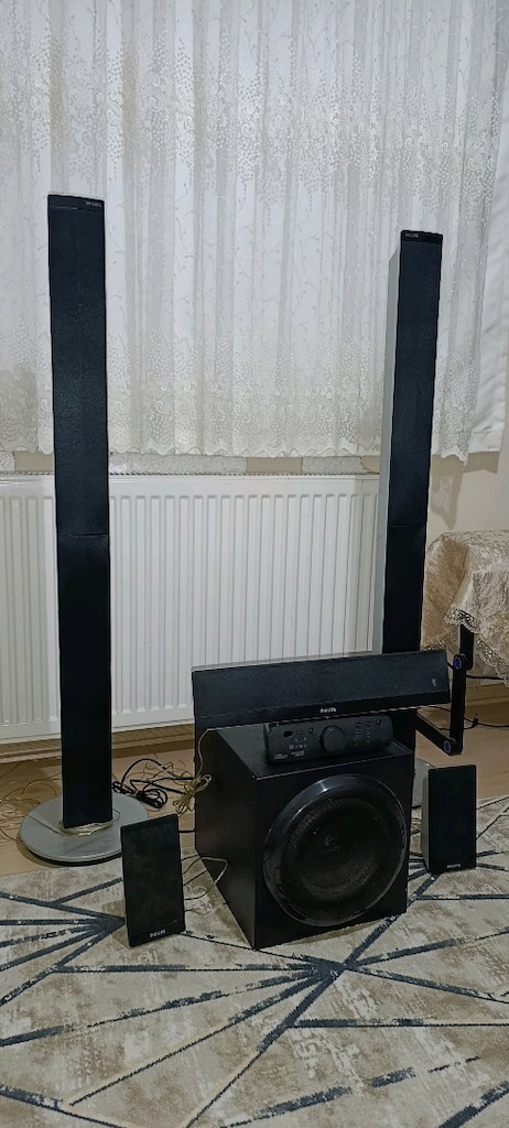 Logitech Z906 anfi bas 5 adet kolon Philips markadir - 2