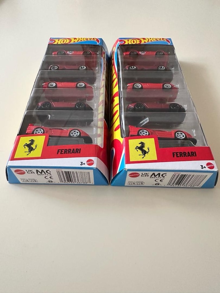 Hot wheels Ferrari 5li Paket - 2