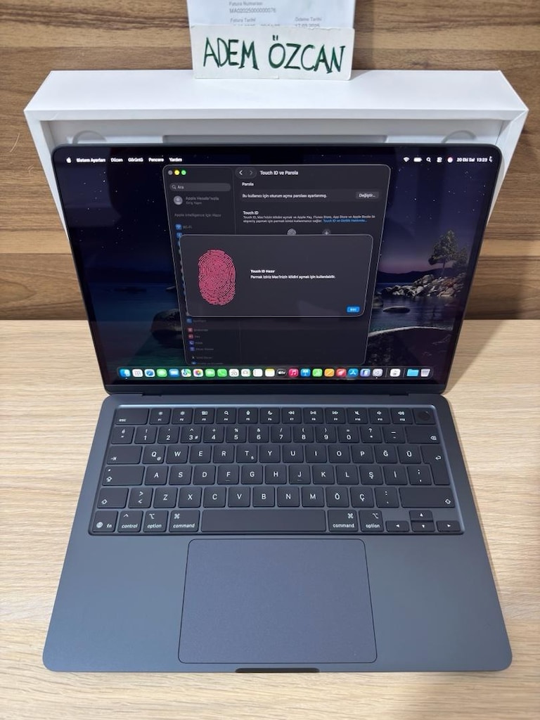 MacBook Air / M5 / 13 inç / 24 GB Ram / 1 TB Ssd - 4