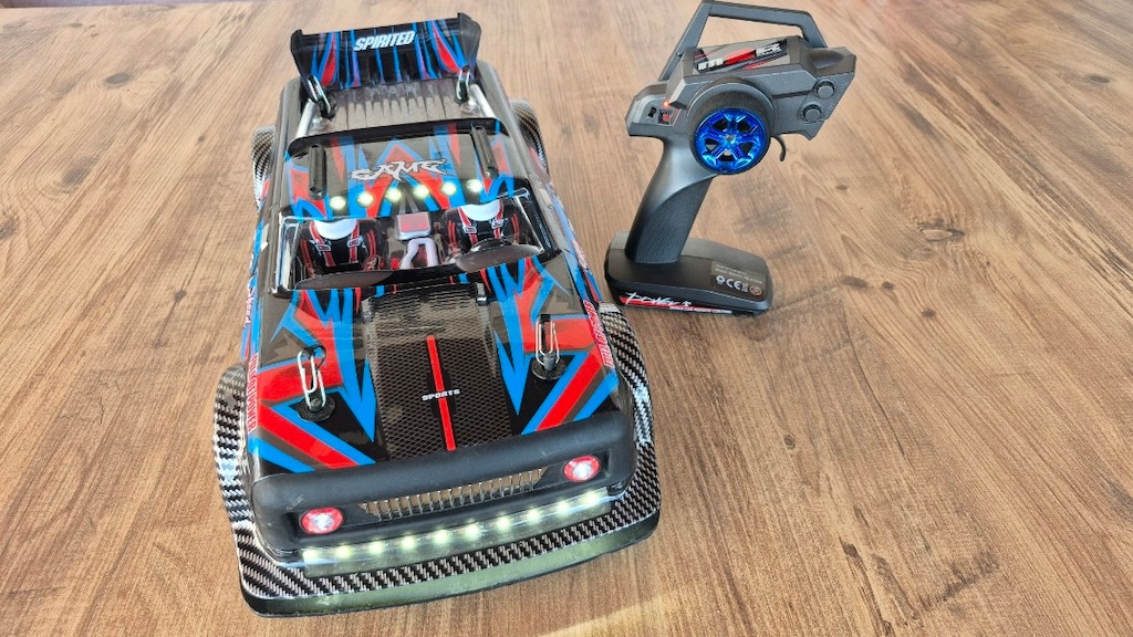WLtoys 104072 1/10 4x4 Brushless RC Araba 60 KM/H Drift RTR - 3