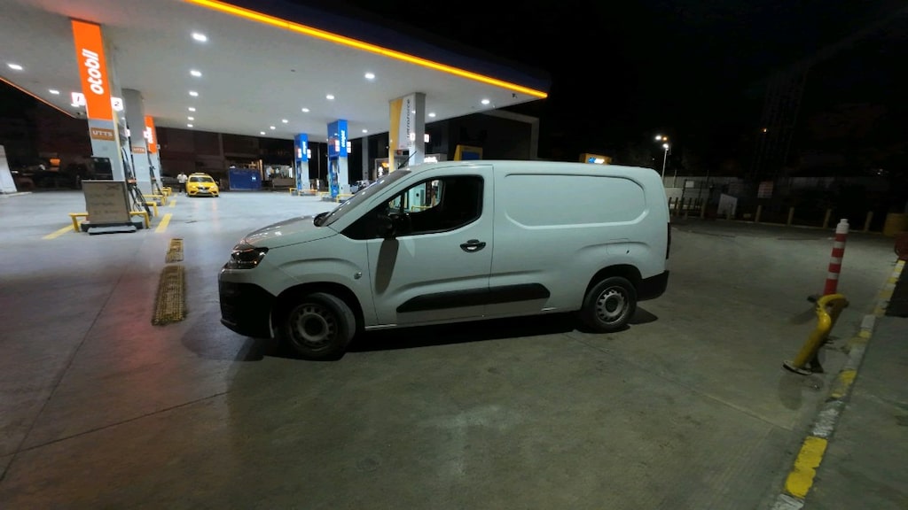 2024 Berlingo 1.5 BlueHDi Feel (100 HP) - Katlanır Ayna bakımlı - 4