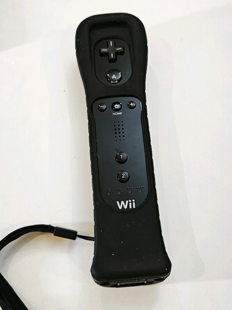 Orijinal Nintendo Wii Remote Siyah + MotionPlus Adaptör + Kılıf Set