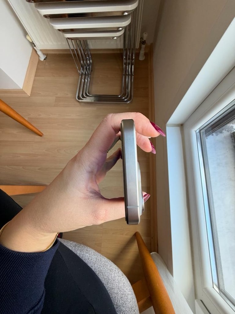 Iphone 15 Pro 128 GB Naturel - 4