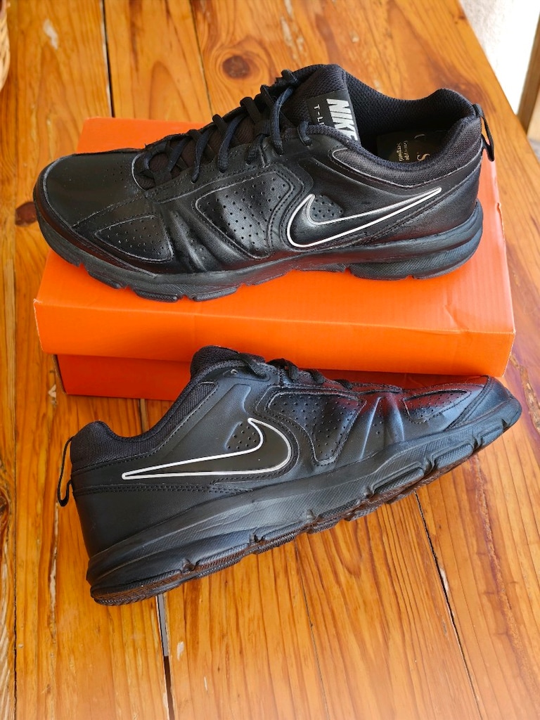 Nike T-lite Orjinal sıfır gibi üründür spor salonu içinde giyildi - 4