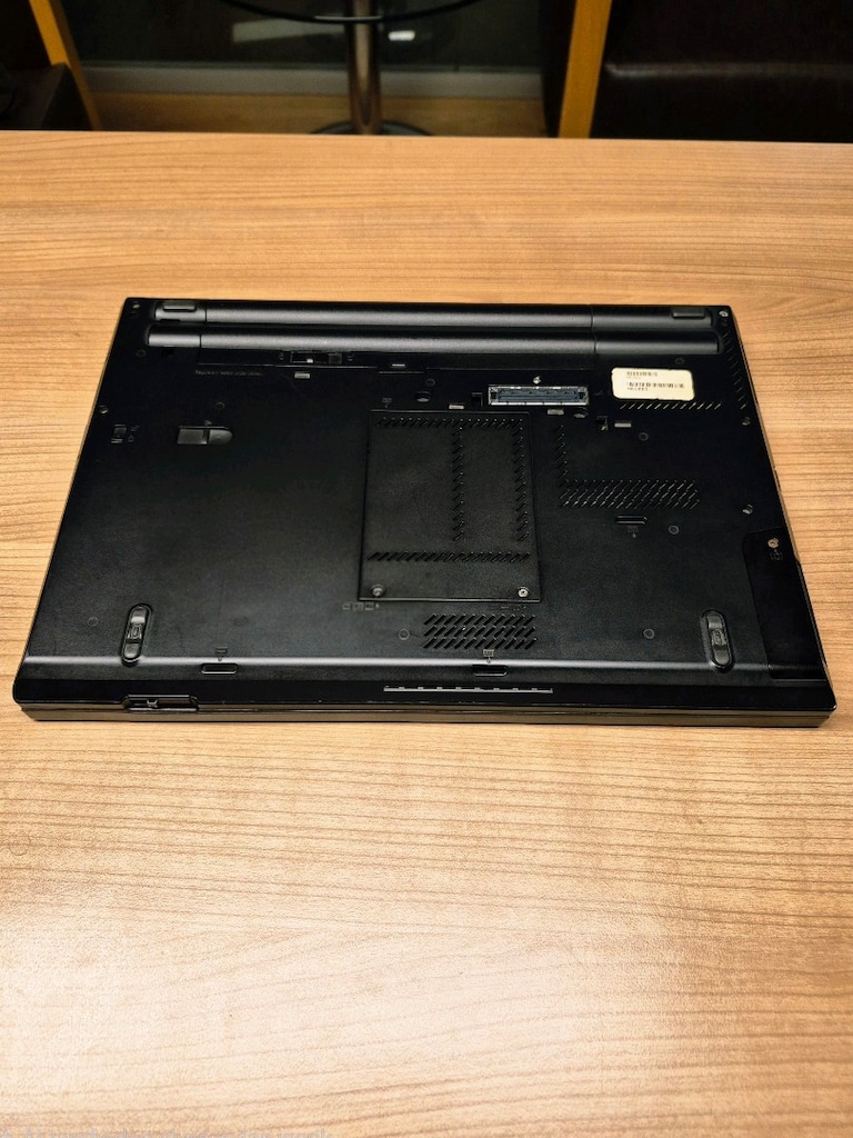 Laptop LENOVO i5 İşlemci 240GB SSD 6GB Ram Pili Sağlam Bilgisayar - 9