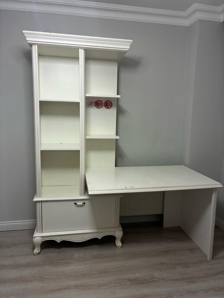 kitaplıklı çalışma masası - 2