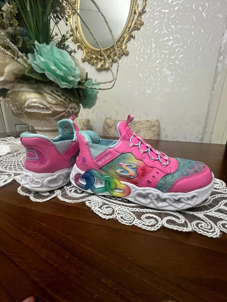 Çocuk Skechers ayakkabı 35 numara Işıklı - 4