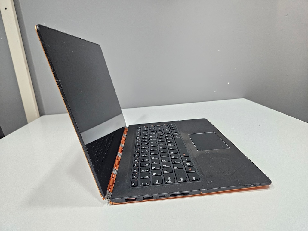 LENOVO YOGA İ7 6.NESİL + 16 GB RAM + 500 GB SSD + 3K DOKUNMATİK - 4