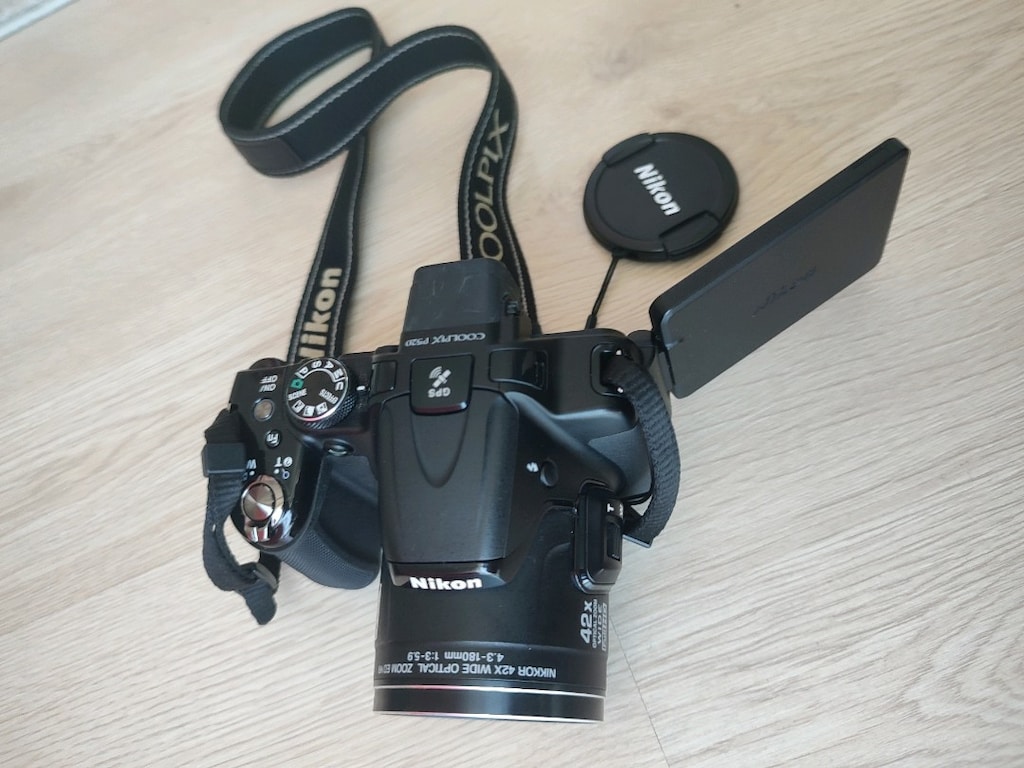 Nikon P520 Fotoğraf Makinesi - 2