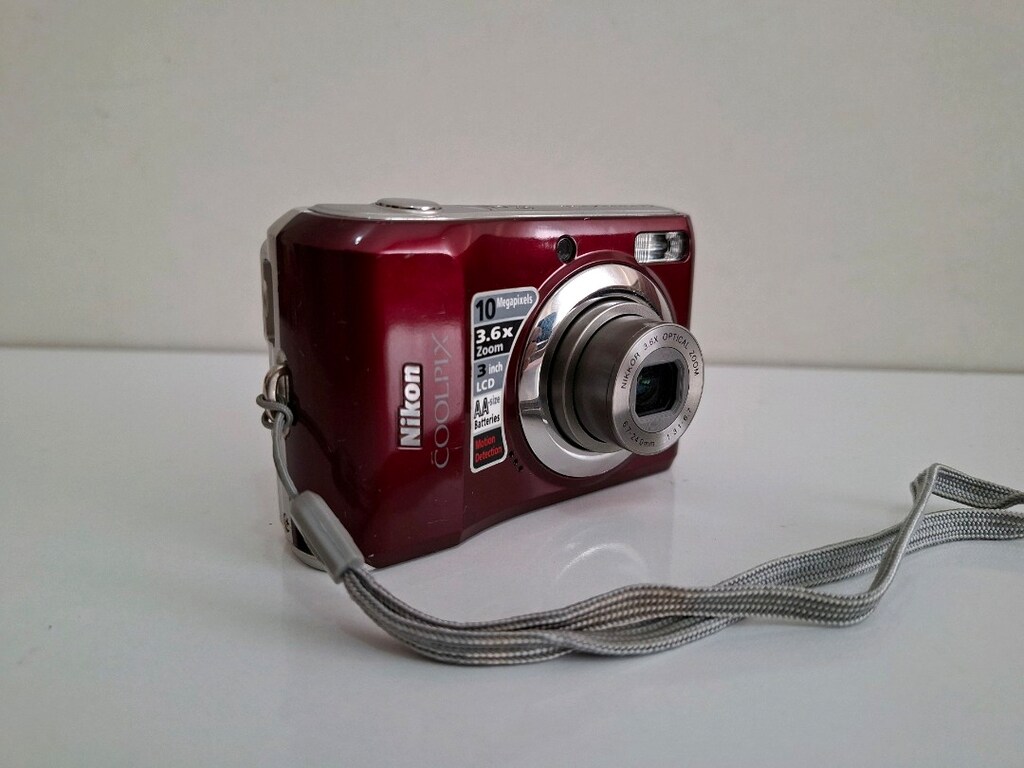 Nikon Coolpix L20 Dijital Fotoğraf Makinesi 10.0 Megapiksel 3.6X Zoom - 5