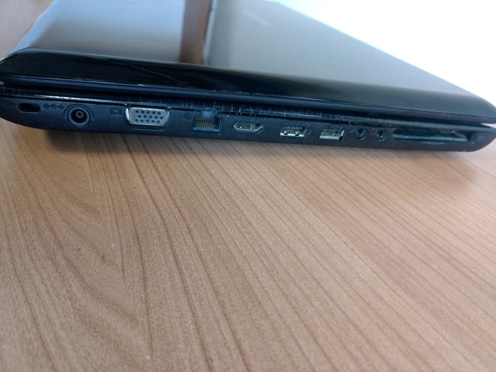 Samsung R620 yedek parçalık 16 inç özel ekran - 3