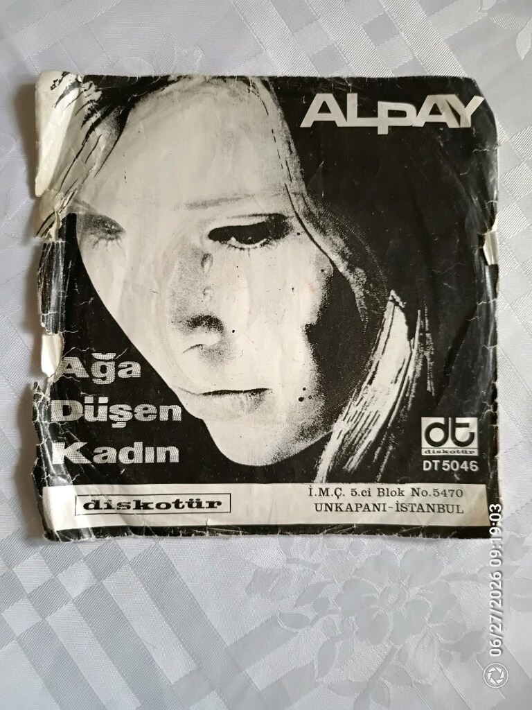 Alpay 45 lik plak . Ağa Düşmüş Kadın - 2