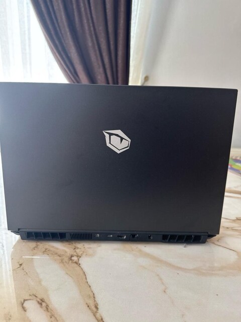 ACİL SATILIKMonster Abra A5 V20.4 oyuncu laptop AÇILMAMIŞ ÇANTA HEDİYE