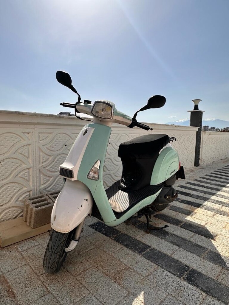 Mondial 50cc Revival Motosiklet | Xenon Far | 2 Kask Dahil - 4