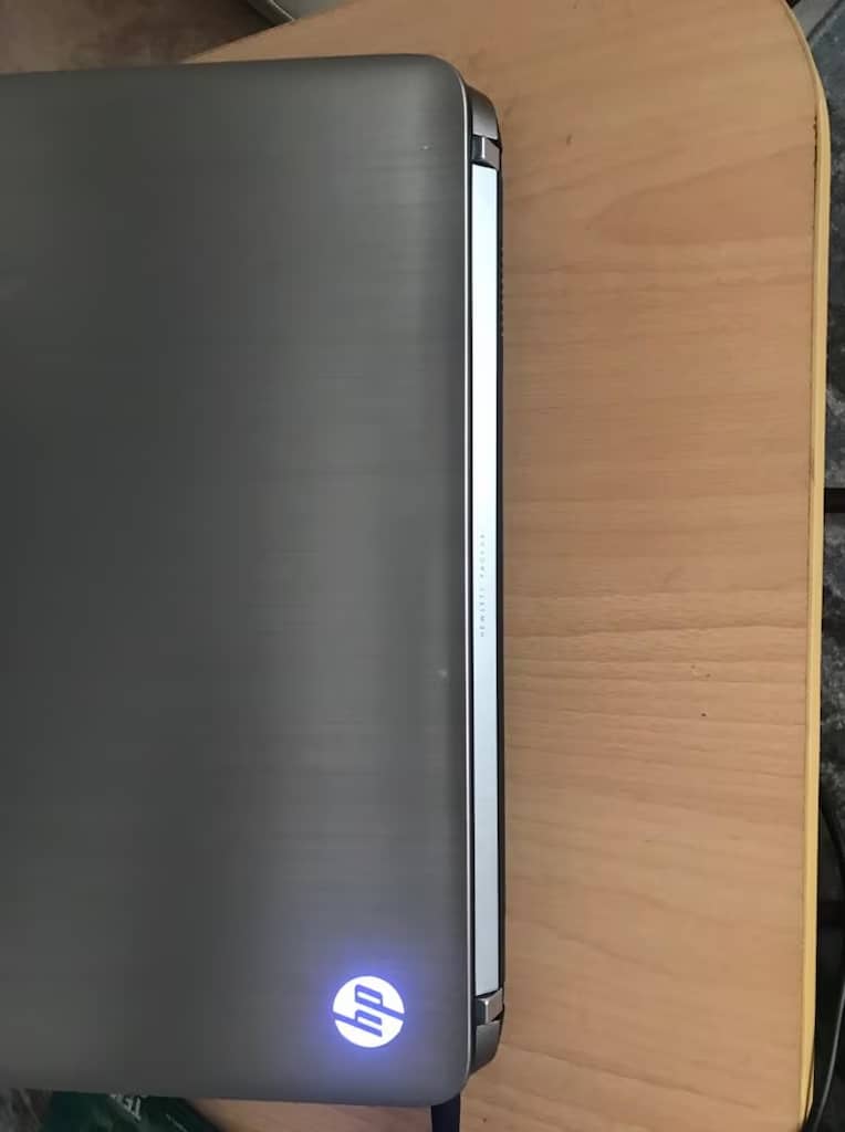 TERTEMİZ HATASIZ 8 ÇEKİRDEKLİ ÇİFT EKRAN KARTLI NOTEBOOK LAPTOP - 5